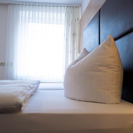 Hotel & Apartments Boehm 그라펜뵈어 외부 사진